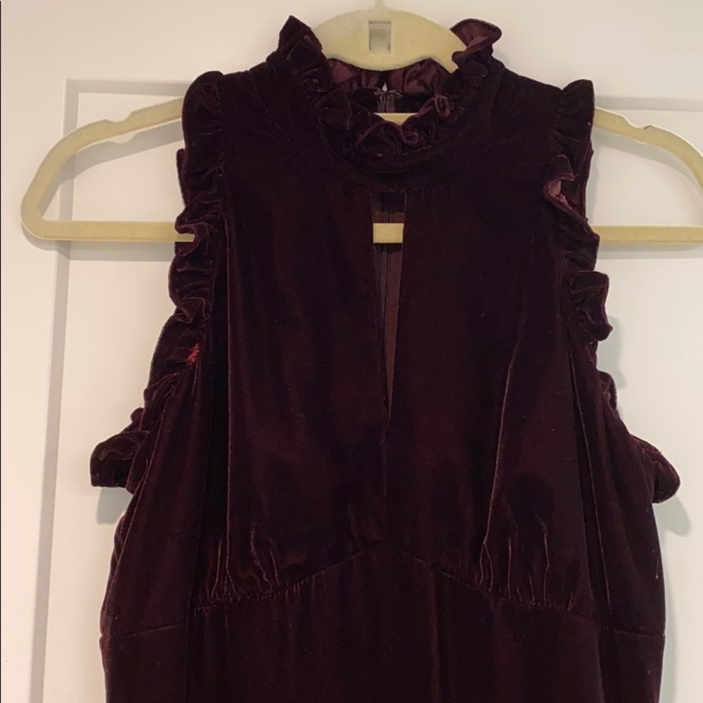 Velvet gown - Picture 2 of 3